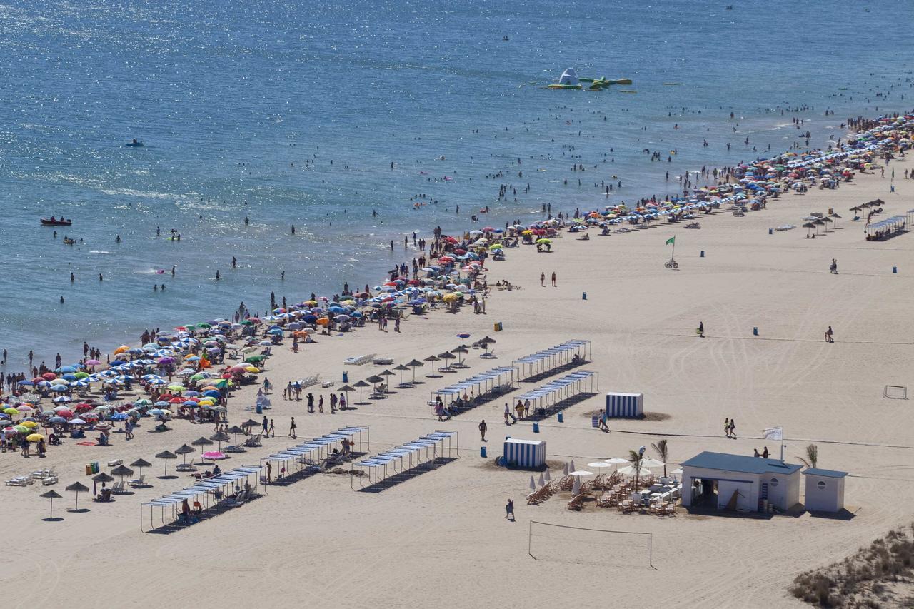 Апартаменты Roma 7 - Alquiler Solo Familias Playa de Gandia Экстерьер фото